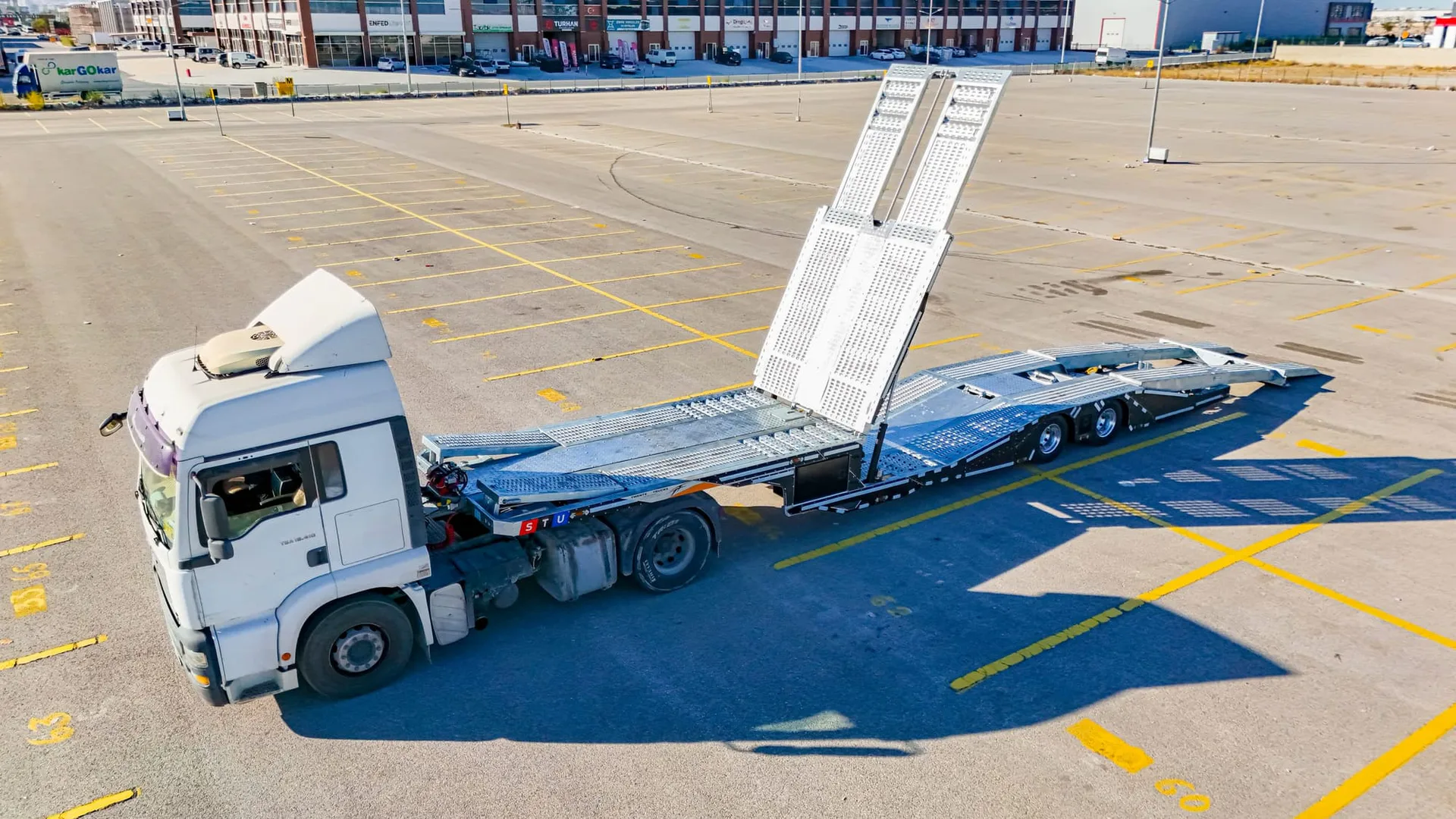 Bisarca per 4 auto — STU Trailers