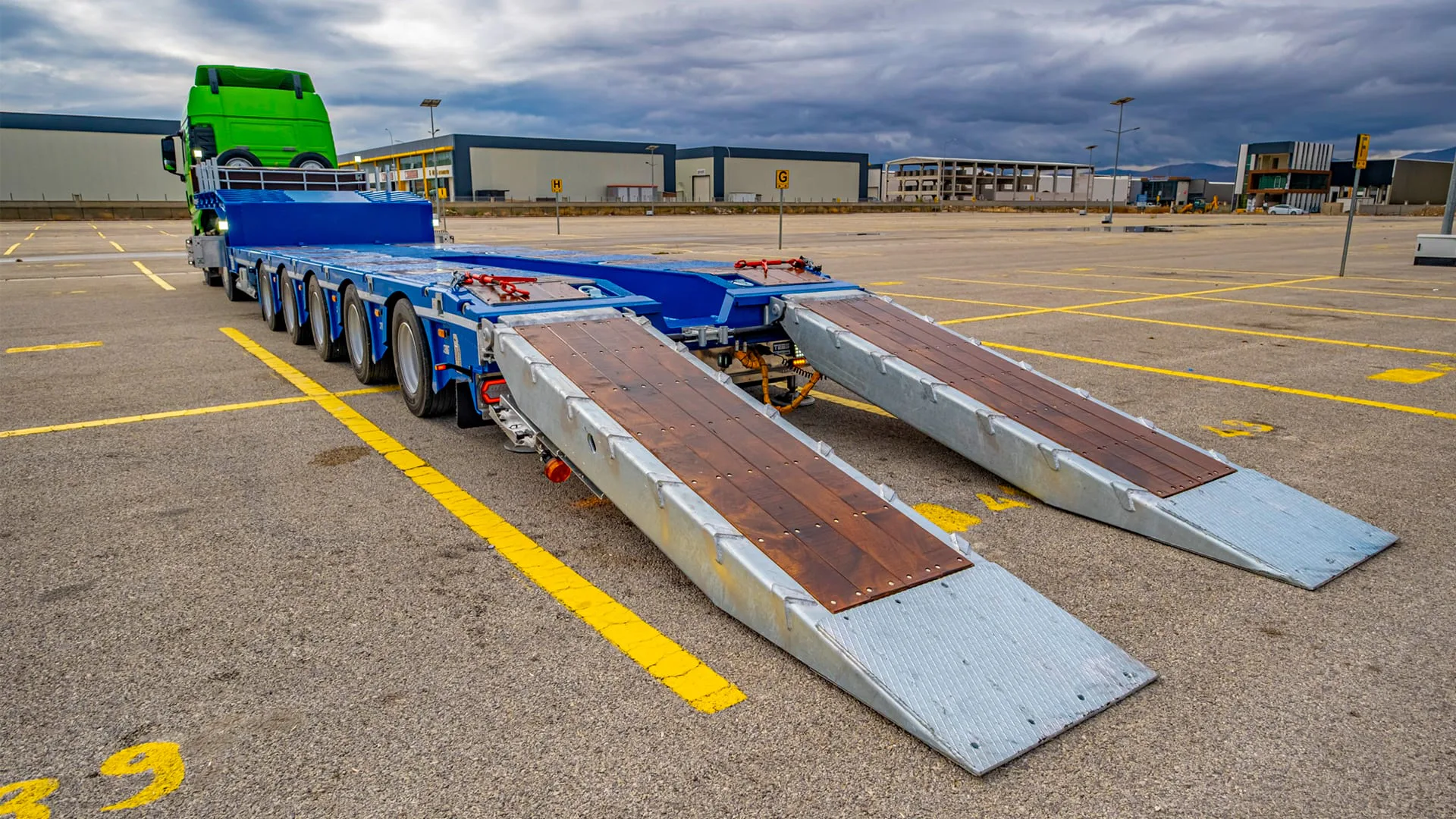 Hydraulische Rampen — STU Trailers