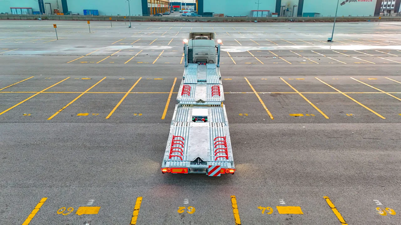 MC700 Stahlrahmen — STU Trailers