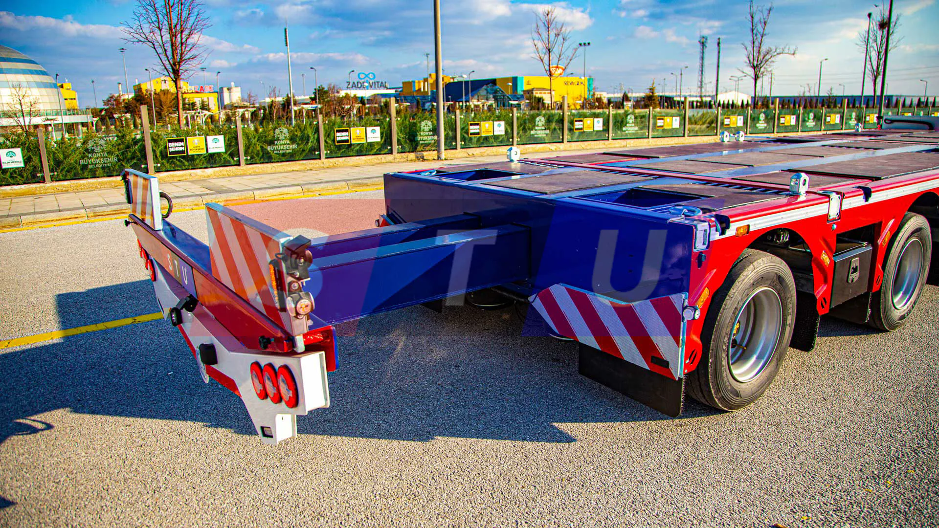 Flexible Transportkonfigurationen — STU Trailers