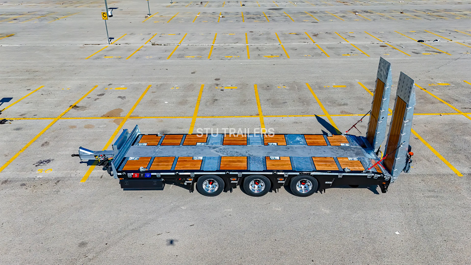 Fahrgestelltechnik für Schwerlasttransporte — STU Trailers