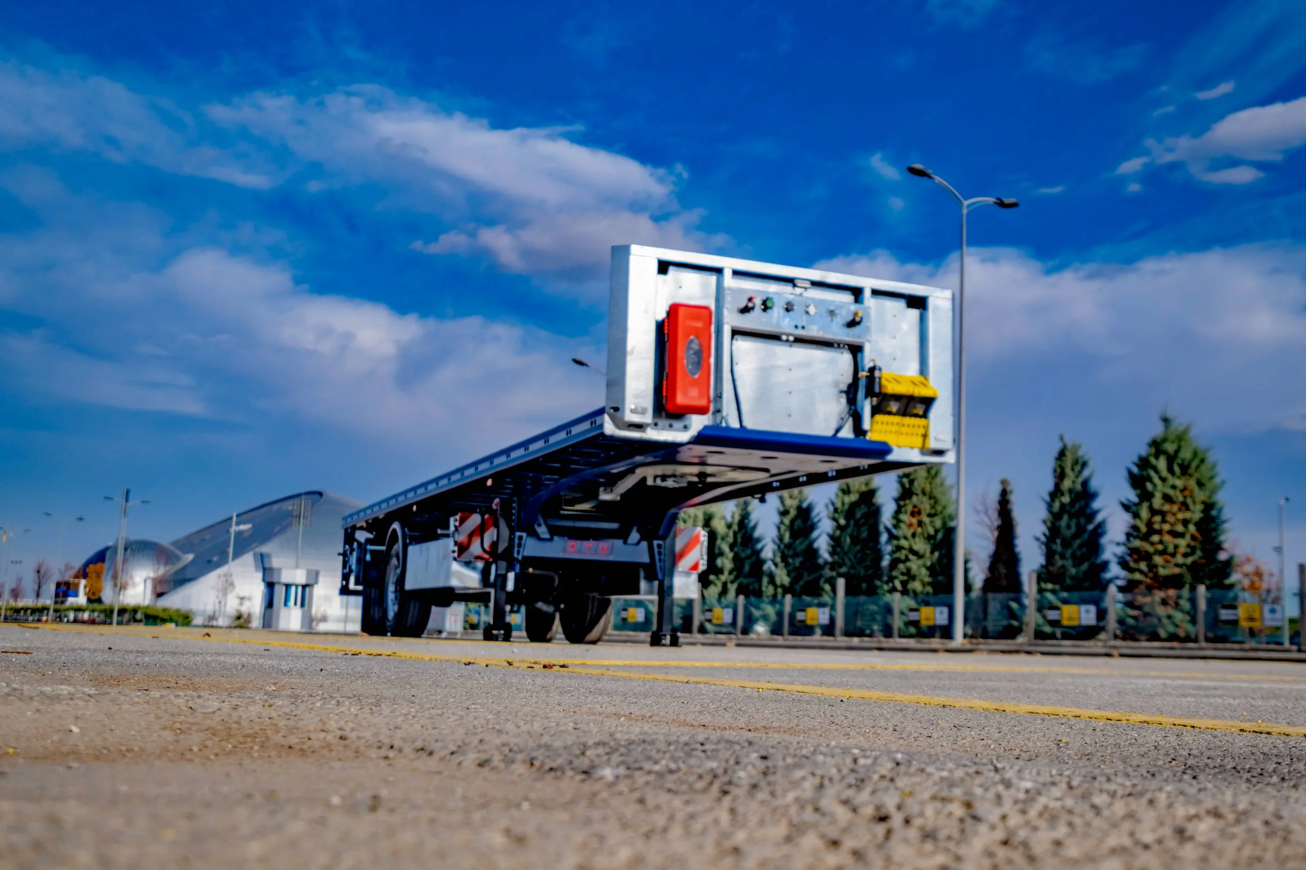 Semirremolque plataforma de 2 ejes — STU Trailers