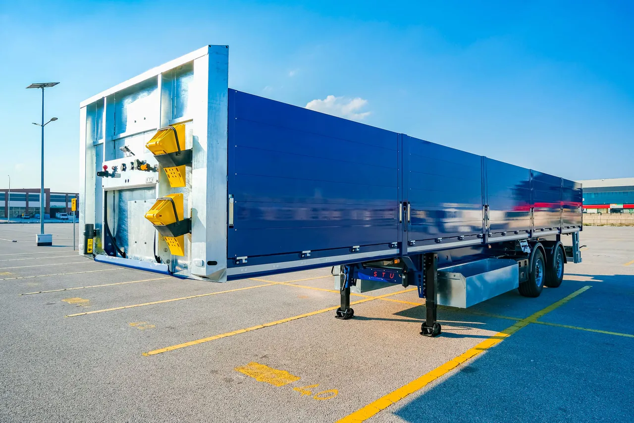 Pared frontal — STU Trailers