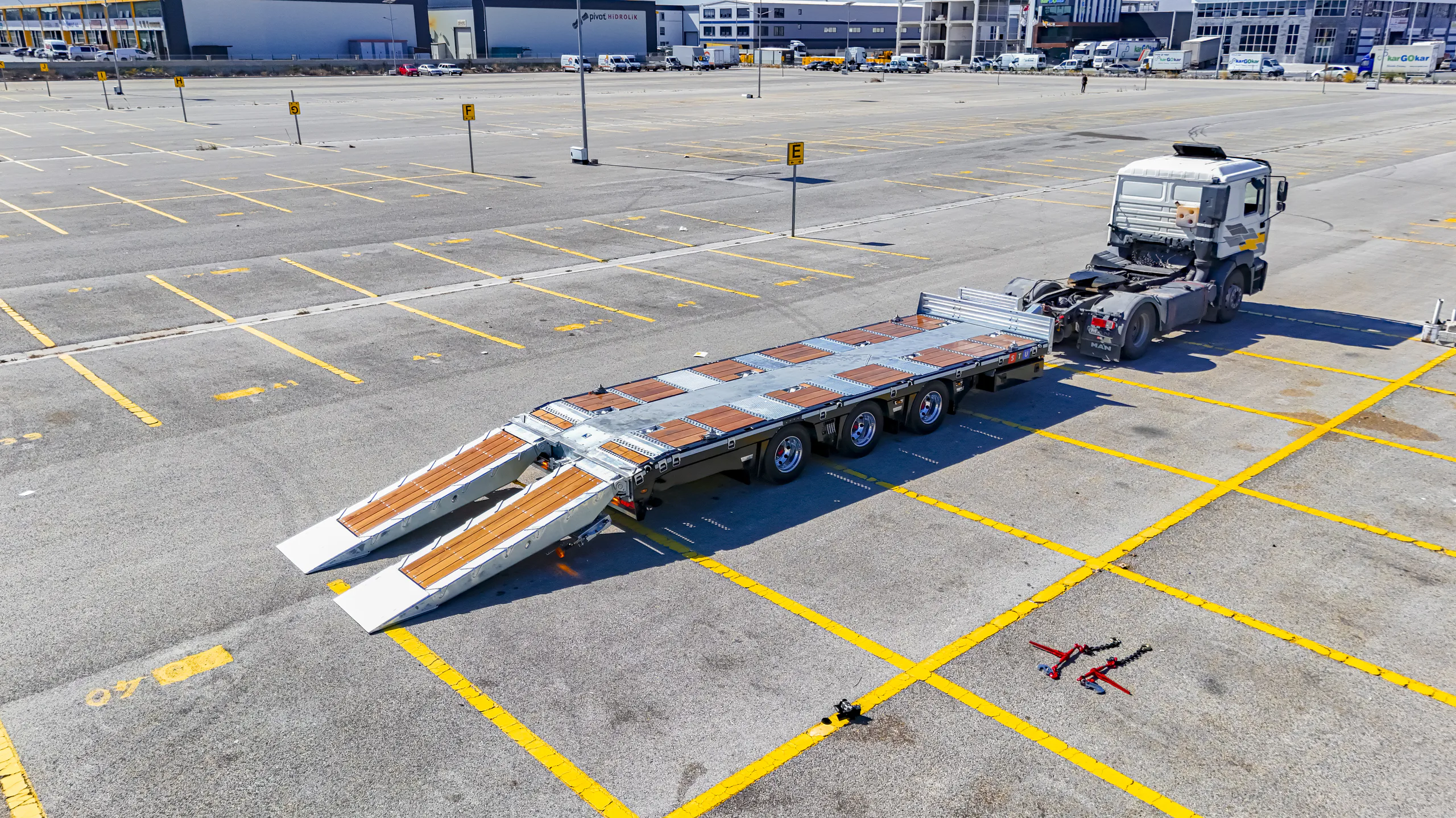 Full Profile — STU Trailers
